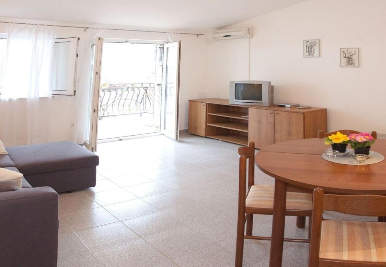 Apartments Filip Trogir Exterior photo