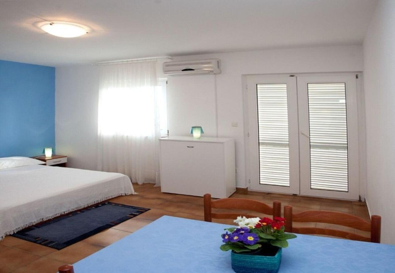Apartments Filip Trogir Exterior photo