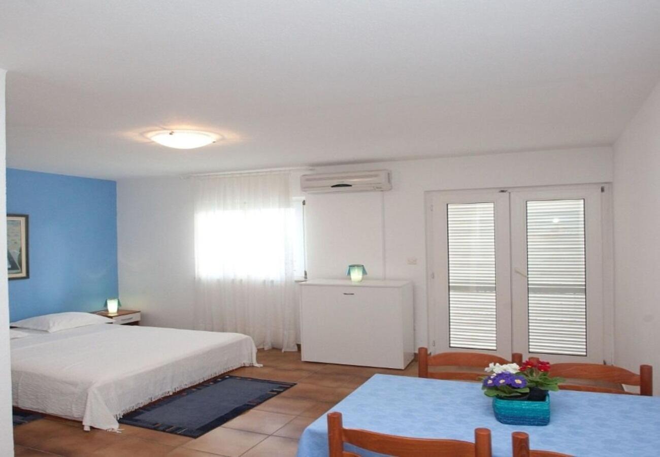 Apartments Filip Trogir Exterior photo
