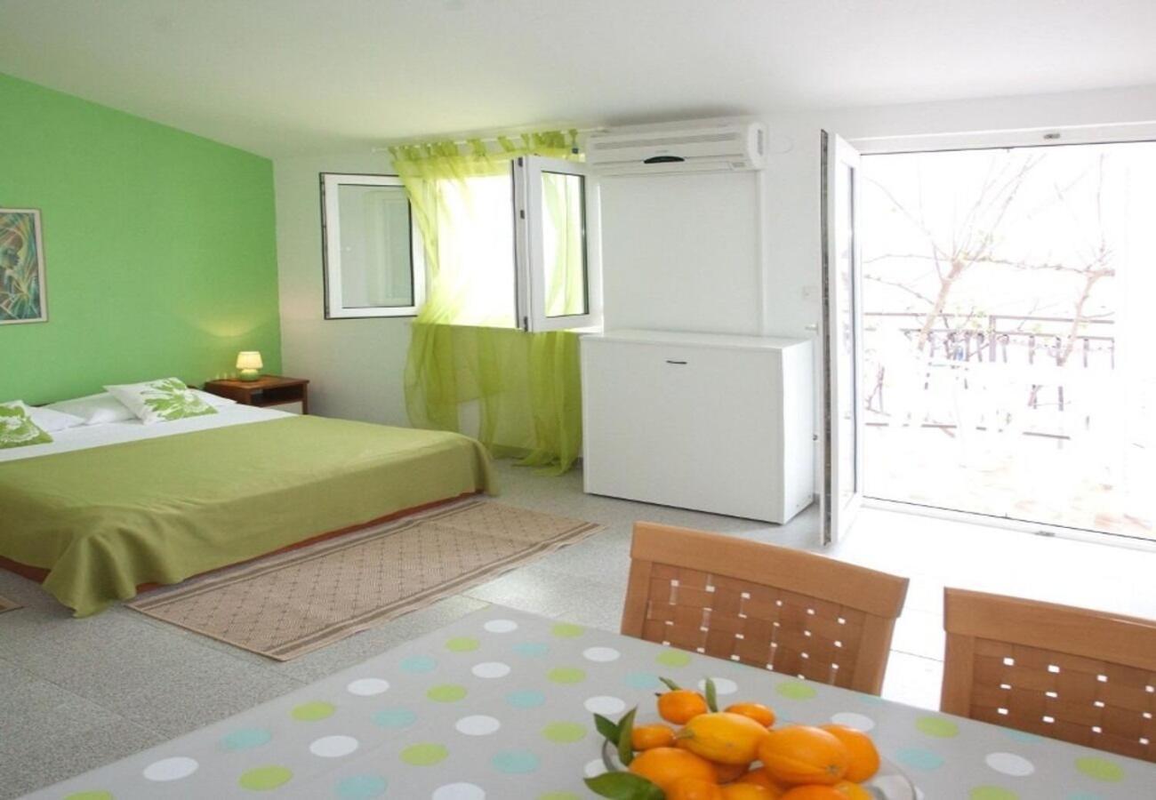 Apartments Filip Trogir Exterior photo
