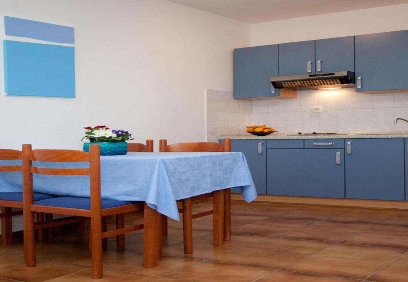 Apartments Filip Trogir Exterior photo